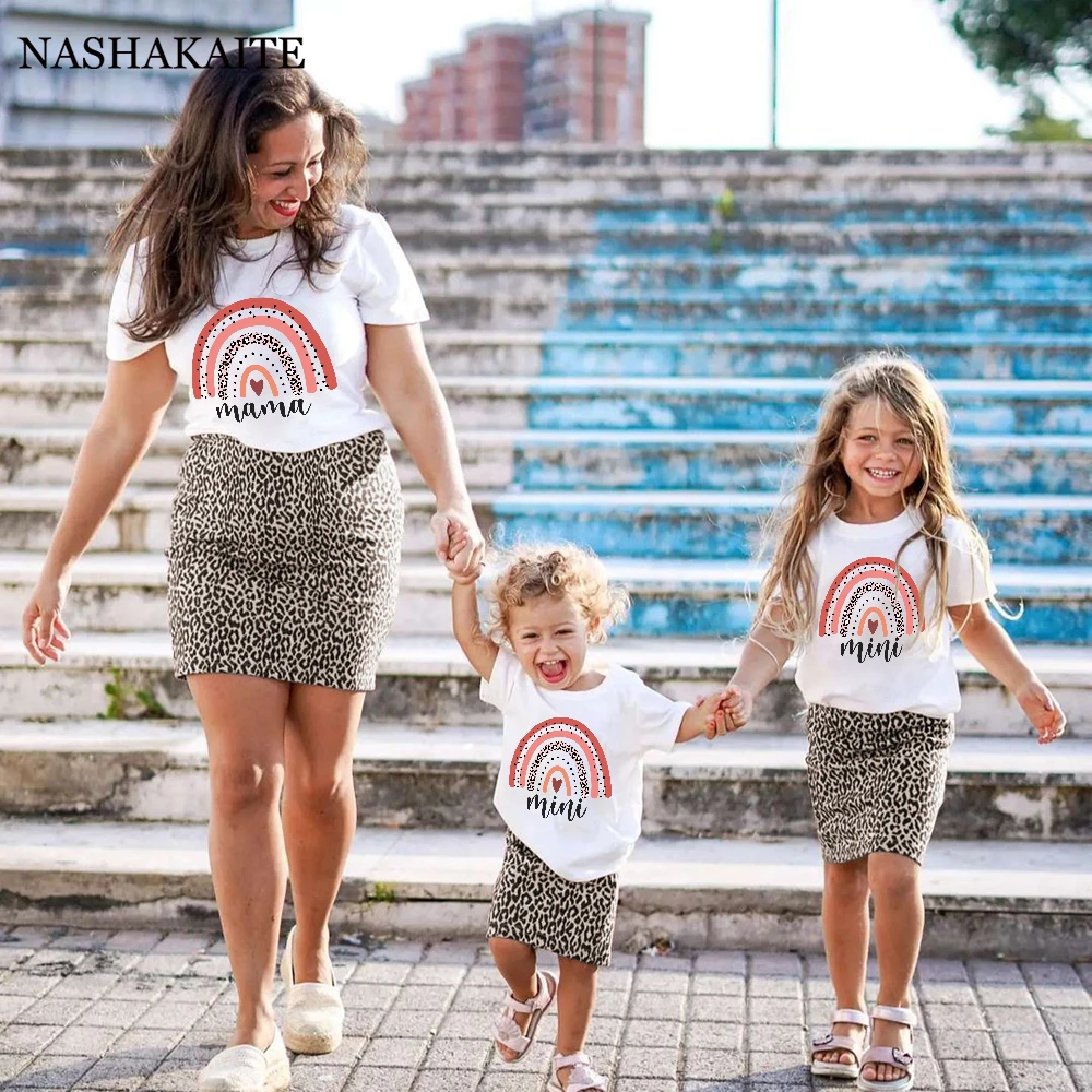 

Summer Mum And Daughter Clothes Rainbow Text Print T-Shirt + Leopard Print Skirt Mommy And Me Family Matching outfits