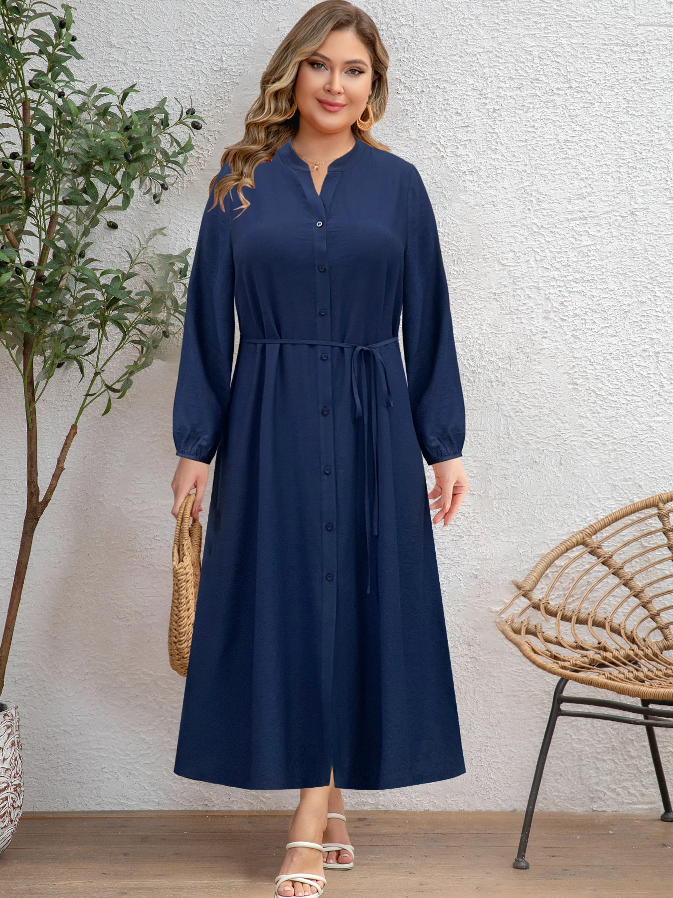 

Женское темно-синее платье размера плюс с v-образным вырезом и застежкой на талии, с длинными рукавами, многоуровневое платье макси с рюшами, повседневная утягивающая повседневная одежда