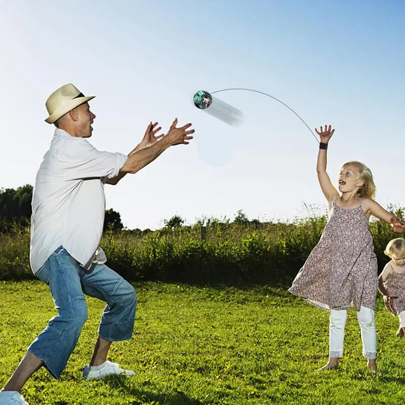 Balle de retour de poignet en caoutchouc, balle de rebond de poignet sur une ficelle, balle de retour de poignet de sport, jouet amusant de joueur unique pour l'intérieur ou