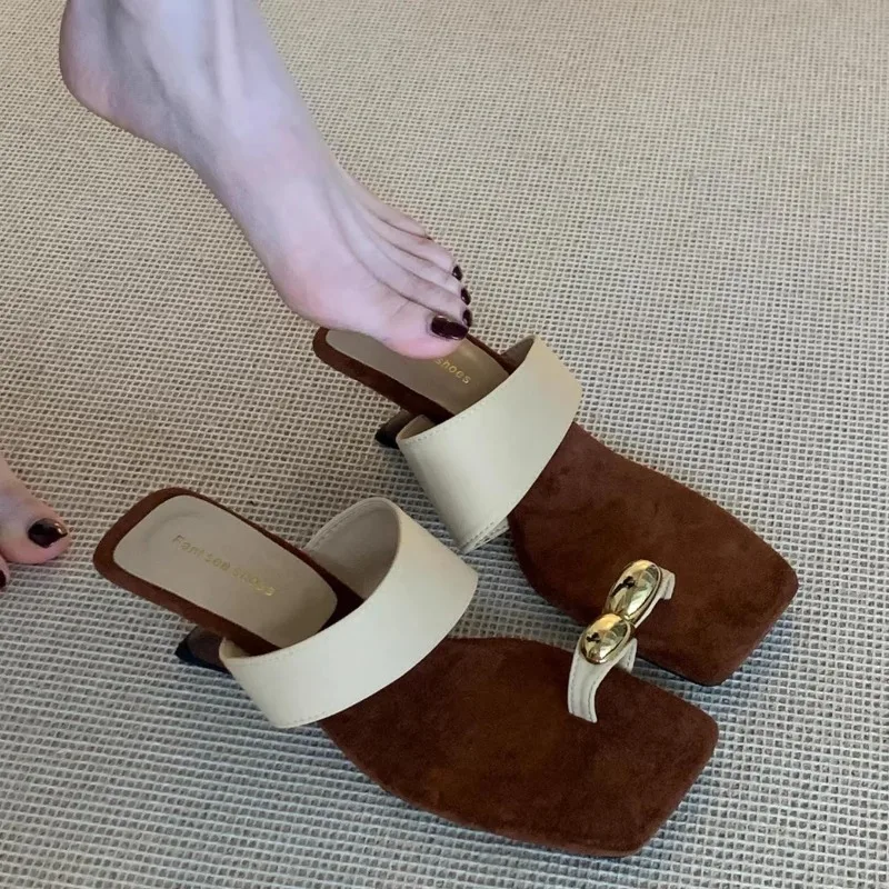 

Design Sense Niche Wedge Toe Slippers, Beautiful Silver Sandals for Women in Summer