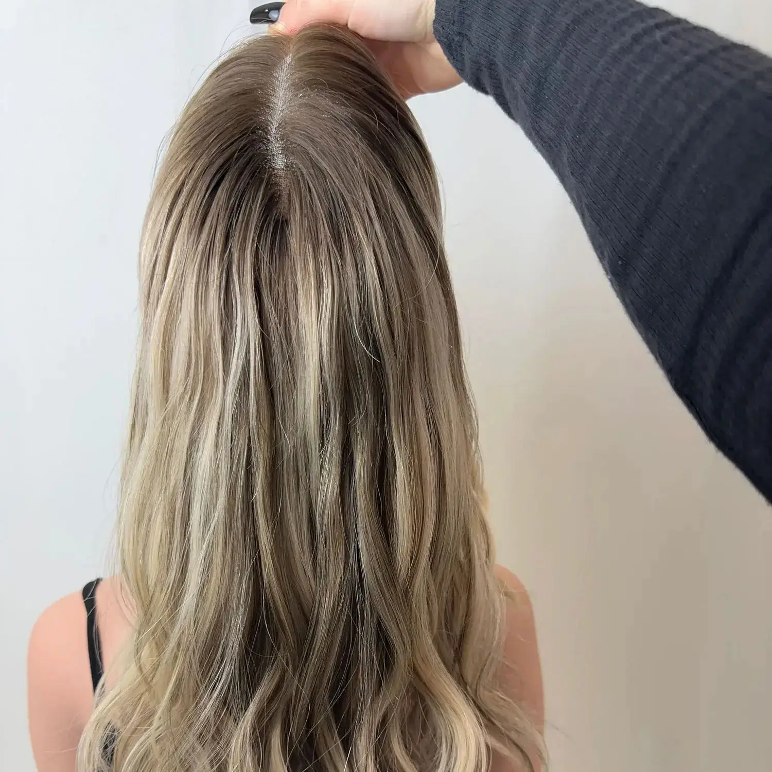 

Легко носить Ombre Шампанское Блондинка Плечо Синтетические Кружевные Верхние Парики Средний Пробор Разноцветные Свободные Волны Бесклеевые Парики Ежедневное Использование