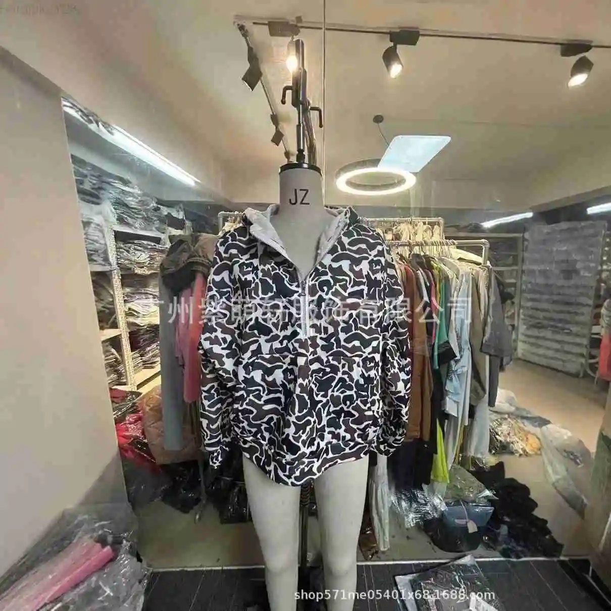 Women Autumn Winter Hooded Sweatshirt Leopard Print Color Long Sleeve Zippers Pocket Casual Fashion Comfortable Regular Standard