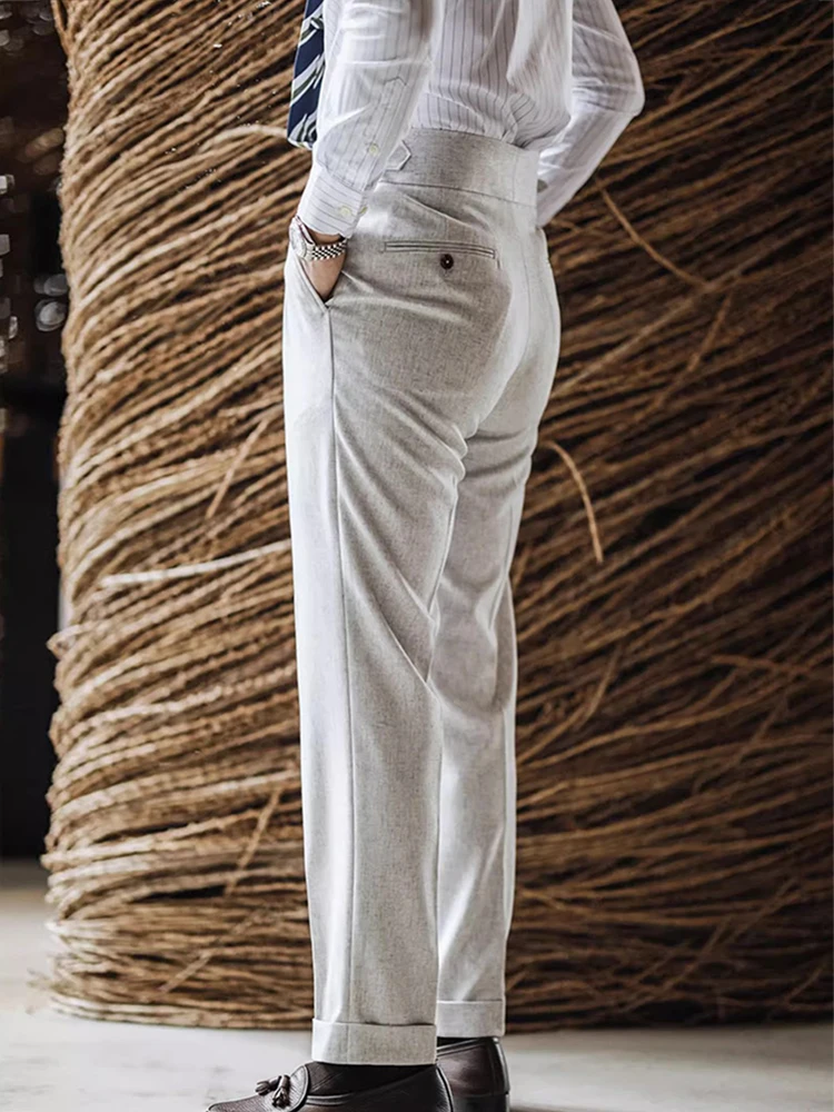 Stylowe męskie spodnie garniturowe w jednolitym kolorze 2025 Wiosna Lato Modne drapowane plisowane spodnie męskie Nowe codzienne spodnie z wysokim pasem