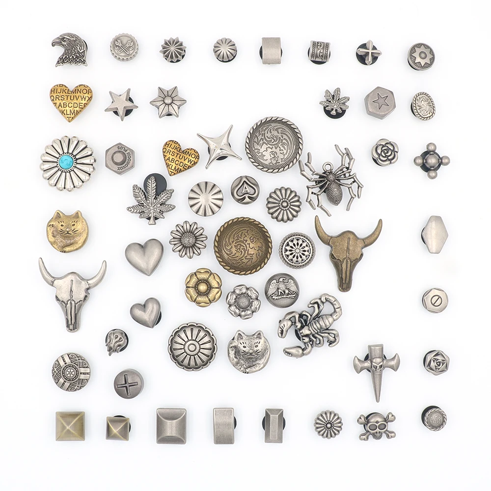 1 Set 55Pcs Punk Style Handmade Halloween Shoe Accessories Charm Animal Plant Insect Star Skull Pines Pins Hole Slipper Ornament