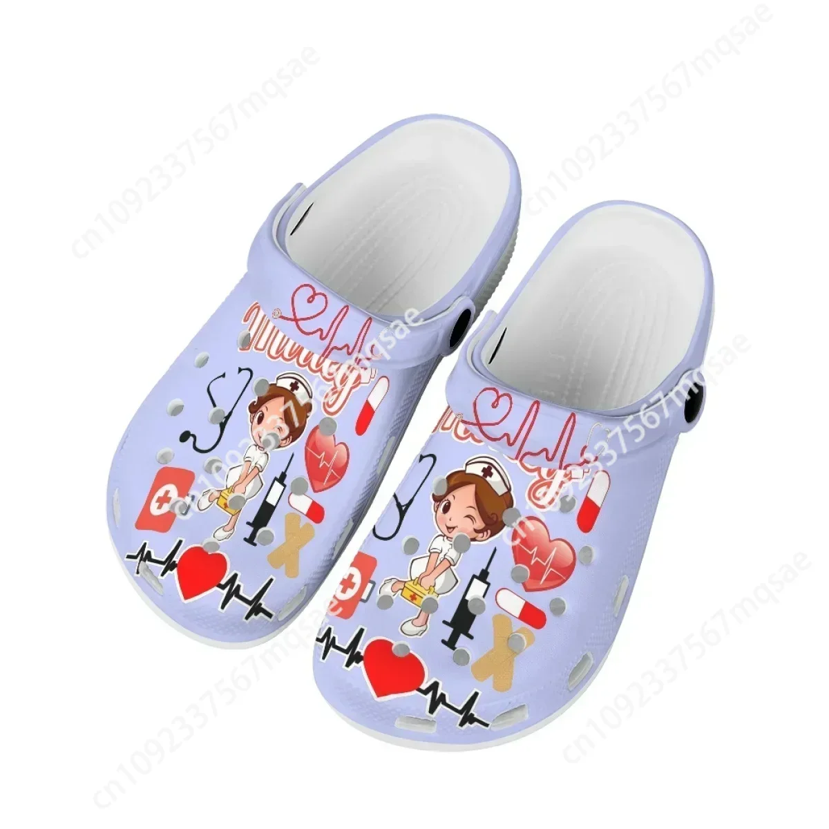 Women\'s Nurse Clogs Breathable Hole Shoes Lightweight Wear Resistant Slippers Pink Cute Nurse Girls Heart Pattern Girls Sandals