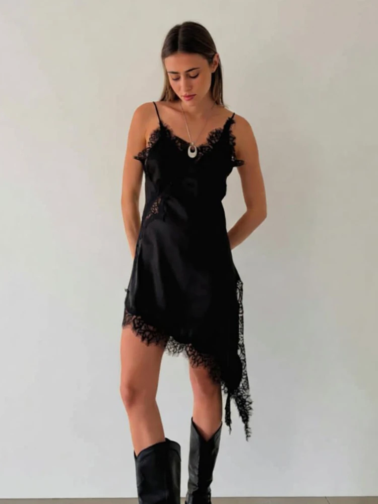 

Tsiisd Sexy Lace V-Neck Halter Dresses Female Slim Backless Patchwork Streetwear Party Dress Summer 2026 Women Spaghetti Dress
