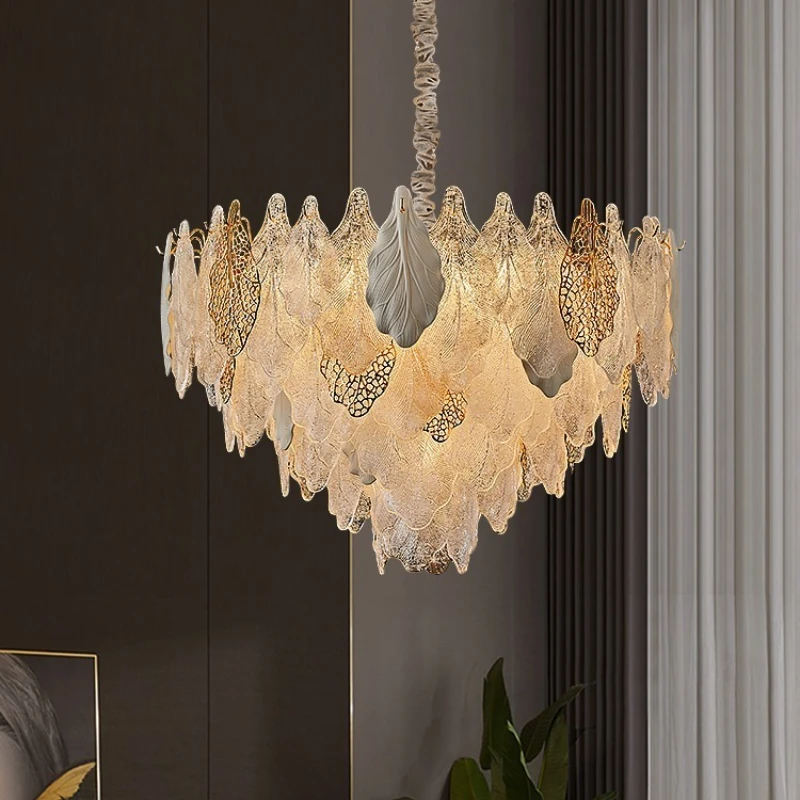 Рисунок 4 - Французская роскошная хрустальная люстра с листьями