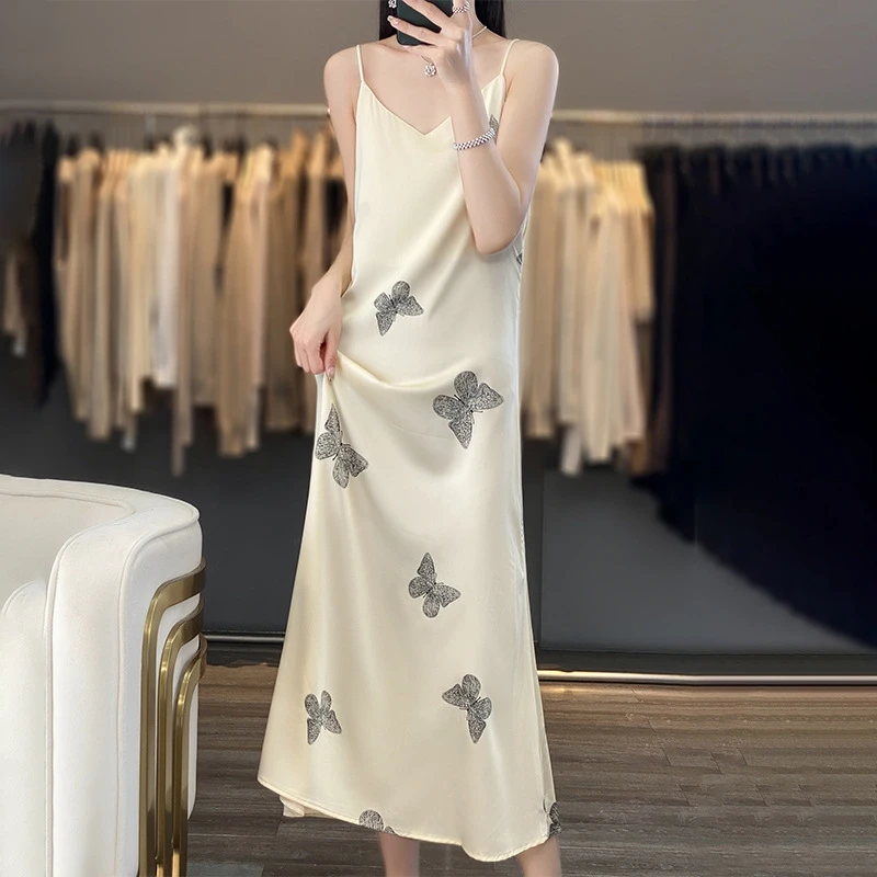 فستان قصير صيفي من الساتان والحرير برقبة على شكل حرف V للنساء على الطراز الفرنسي، تنورة طويلة مثيرة فضفاضة وتنحيف