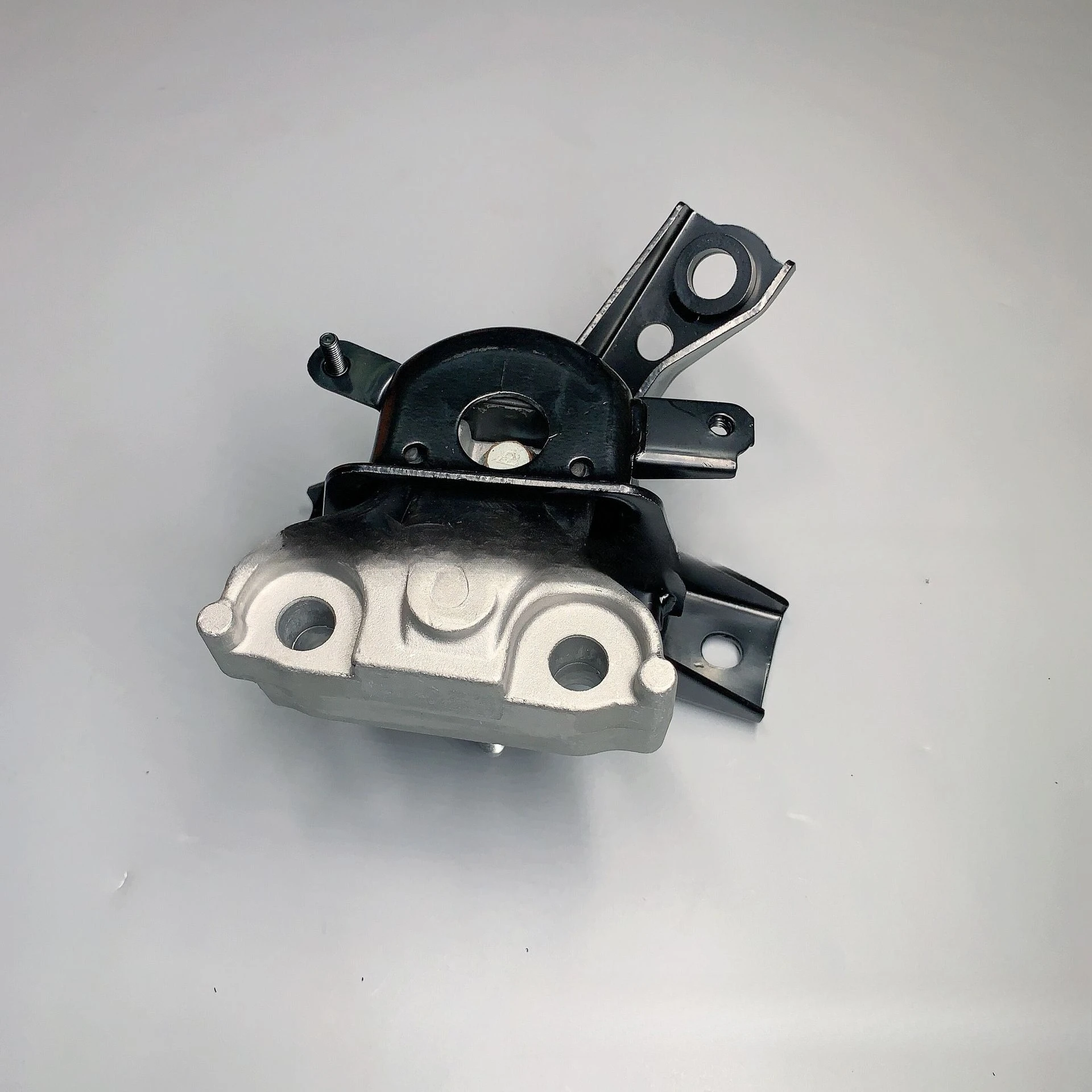 12305-0H040 12305-28230 12305-0H050 ACA33 RAV4 ACR50 Auto parts right machine foot glue