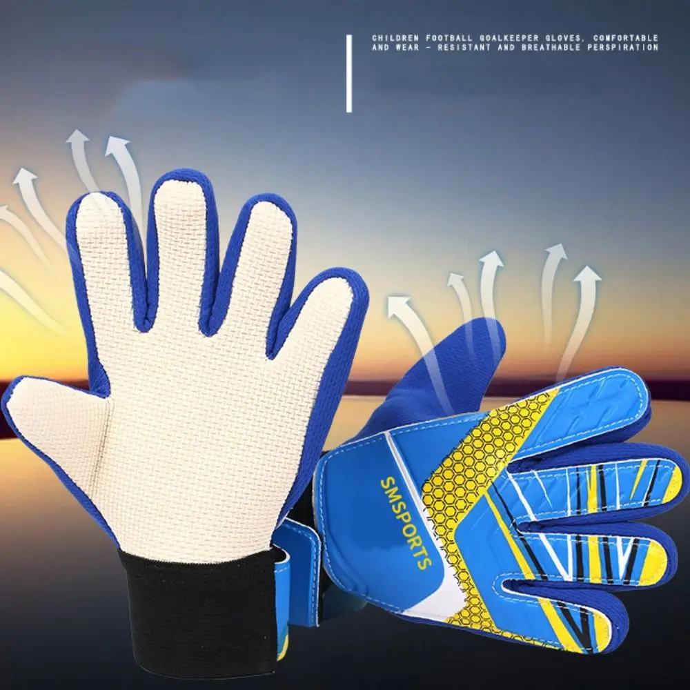 

Latex Kid's Soccer Goalkeeper Gloves Full Finger Protection Thickened Goalkeeper Glove with Strong Grip Soccer Goalie