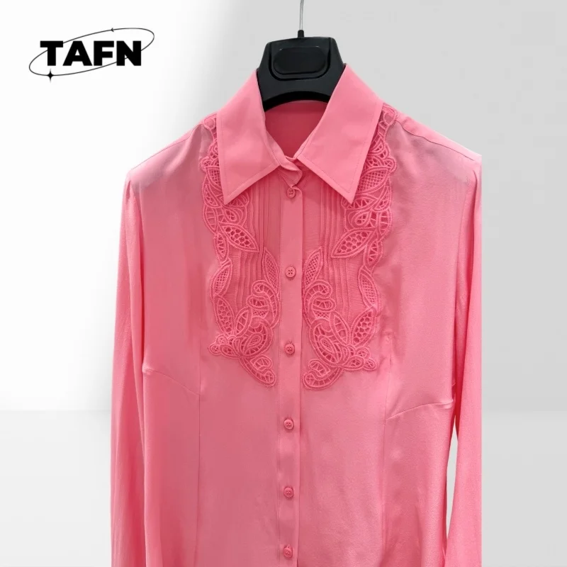 High Street Mooie, bijpassende sierlijke High Street Comfortabele driedimensionale geborduurde kanten zijden overhemd Nieuw 3021