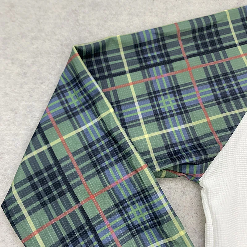Retro-Kariertes Schulter-Waffel-Langarmshirt mit Rundhalsausschnitt, lässiger, lockerer, vielseitiger, trendiger Herrenpullover für den Herbst. – Detail 12