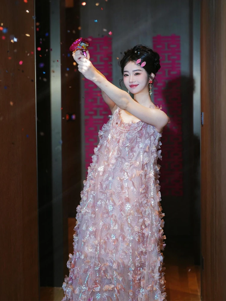 

Утренний халат для женщин, новинка 2026 года, легкий, пастельно-розовый, маленький размер, без бретелек, с богатой вышивкой, утреннее платье-халат