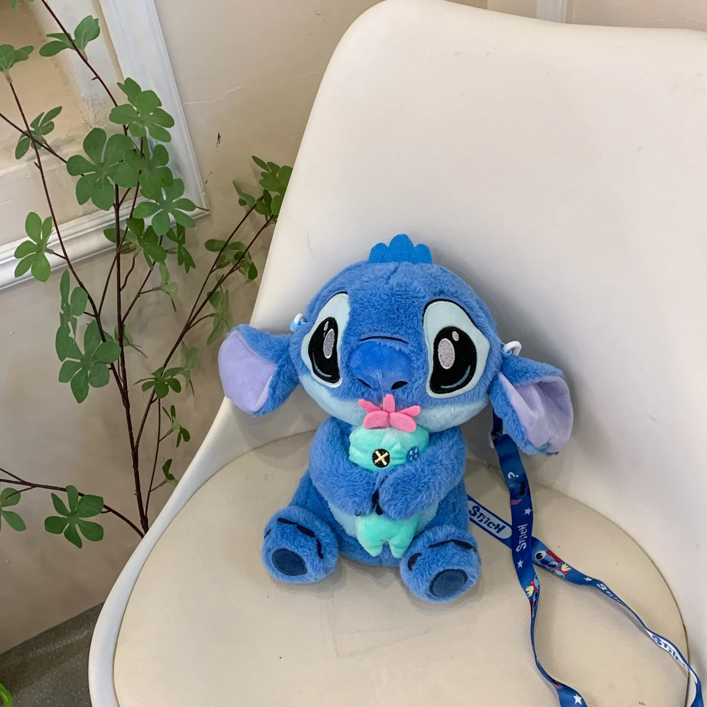 Nowy plecak pluszowy Stitch 30 cm, kreskówkowy anime, duża pojemność, plecak szkolny z pluszową lalką, torba do przedszkola, prezent urodzinowy dla dziecka