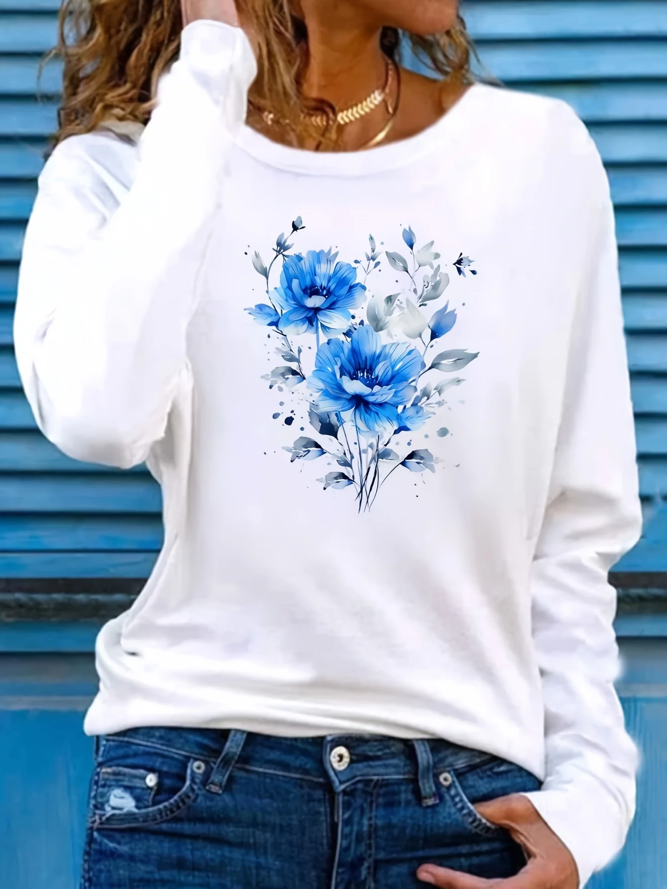 Funny Blue Flower Print T Shirt Women's Fashion Long Sleeve Tshirt All Seasons Y2k Tees Tops for Woman Graphic Vintage T-shirt