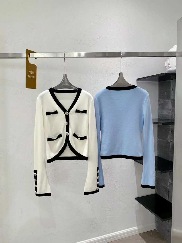 Commuter Fashion Suit Women Autumn 2023 New Metal Buckle Knitted Cardigan Coat+Vest+Short Skirt Slim-Fit Casual Three-Piece Set