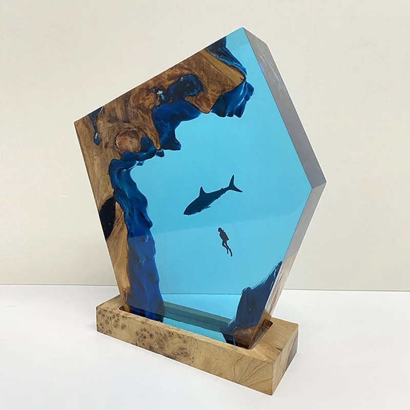 المحيط موضوع الراتنج ضوء الإبداعية الفنية الجميلة ليلة ضوء الحرفية الديكور USB الجدول مصباح القرش غواص عنصر