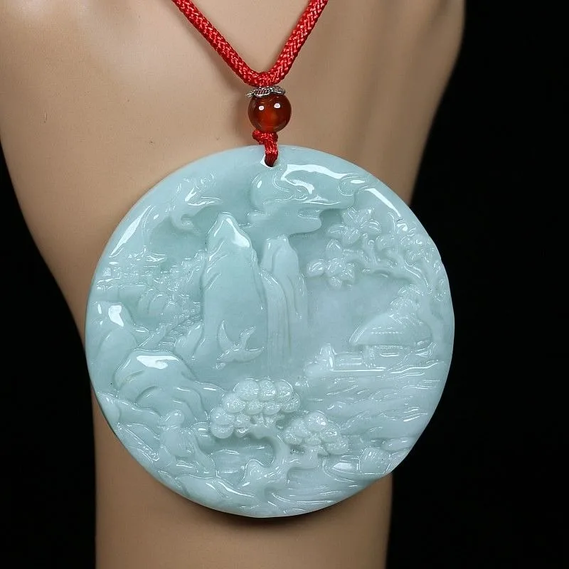 

Натуральный жадеит, среди и каче фирменных подвесок с пейзажем - резные в модные мужские и женские подвески, праздничные подарки.