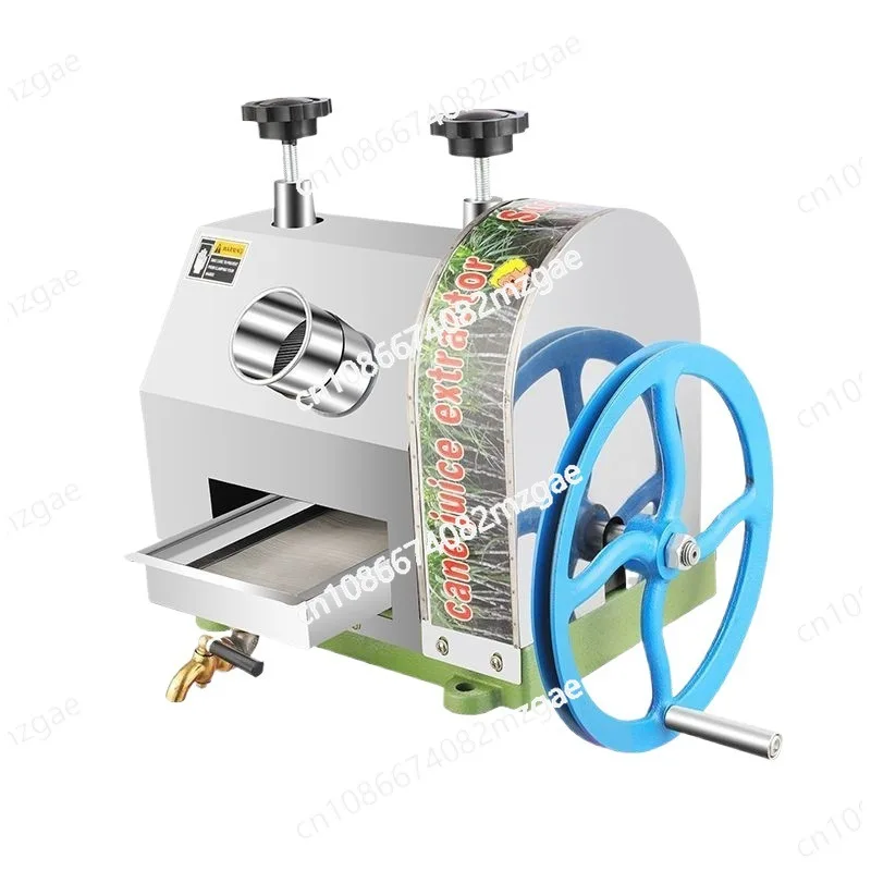 Household and commercial hand-cranked sugarcane juicer for cold drink shops in the market