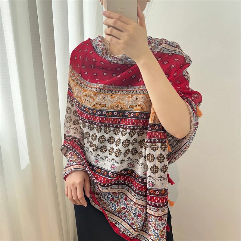 Winter Bohemina Ethnic Floral Viscose Shawl Wrap Lady Thin Scarves Fashion Tassel Pashmina High Quality Foulard Hijab Sjaal 2024