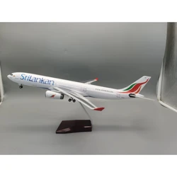 1:135 Scale 47CM SriLankan Airlines A330 Model W Landing Gear Wheels Lights Resin Aircraft Plane Collection Decoration Toy Gifts