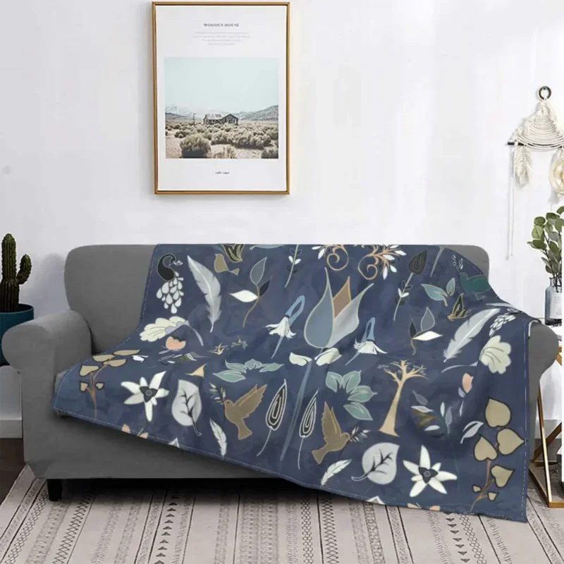 William Morris Inspired Art Victorian Style Pattern Blanket Warm Fleece Soft Flannel Throw Blankets for Bedroom Sofa Outdoor