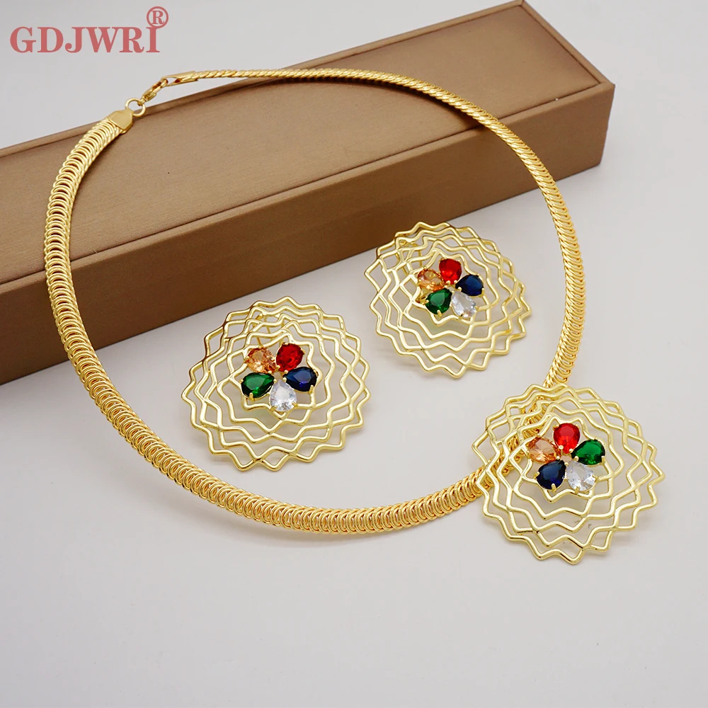 

Dubai Gold Color Plated Jewelry Set Hollow Out Crystal Round Earrings Necklace Sets For Weddings Bride Nigerian Accessory