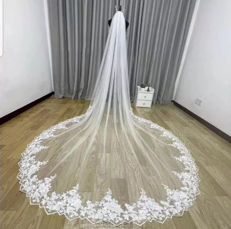 

Customized Real Photos Lace Wedding Veil White Ivory Cathedral Bridal Veil Single Tier 3m/3.5m Long Head Veil