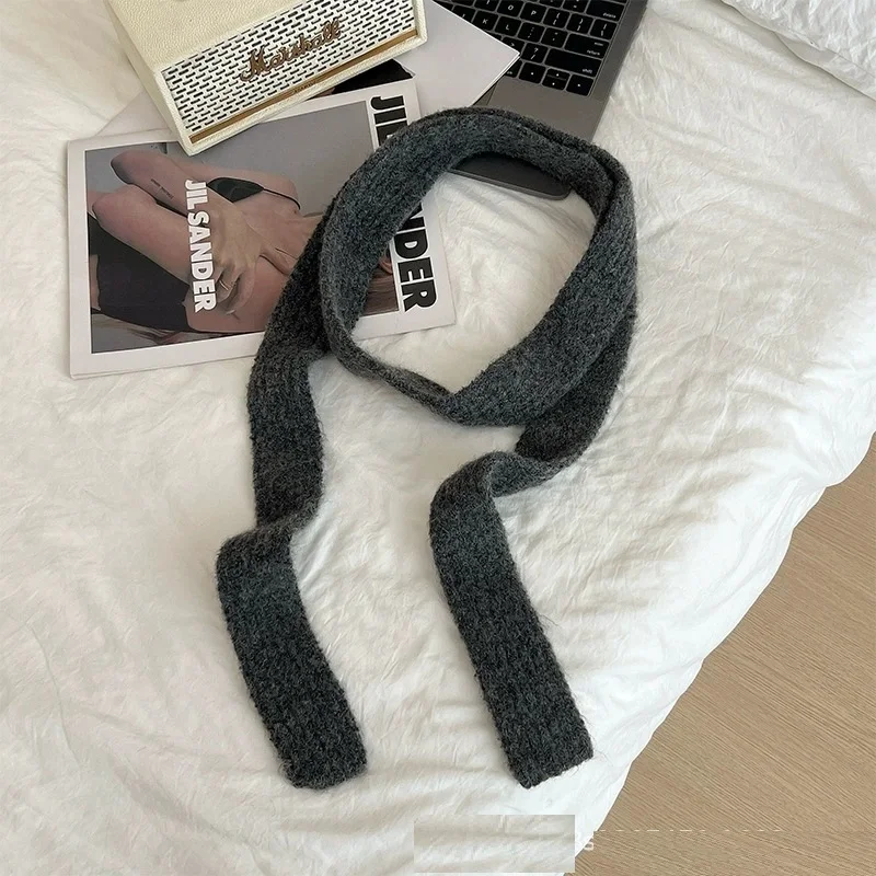 Herbst und Winter Stilvoller Schmaler Y2K Schwarz-Weiß Gestreifter Schal für Frauen Millennium-Stil Plüsch Farbverlauf Schal – Detail 19