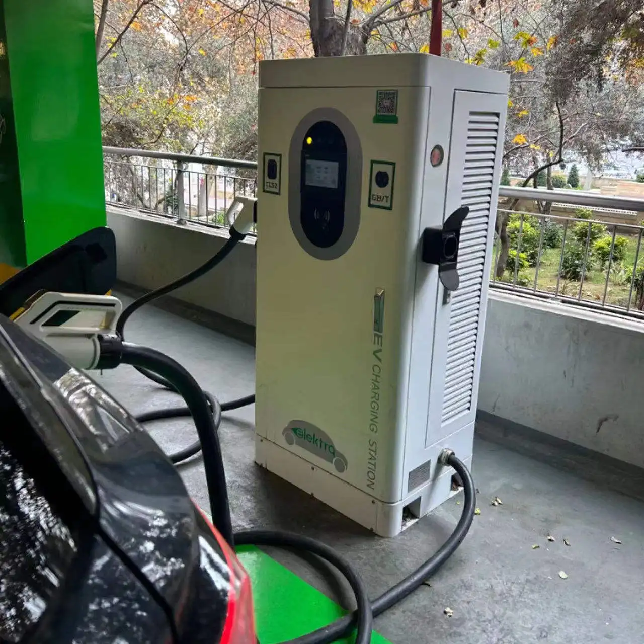 Customized EV Charger Pile Ocpp Charging Station 60kw 80kw 120kw Fast Electric Charging Station EV Car Charger Machine for Italy