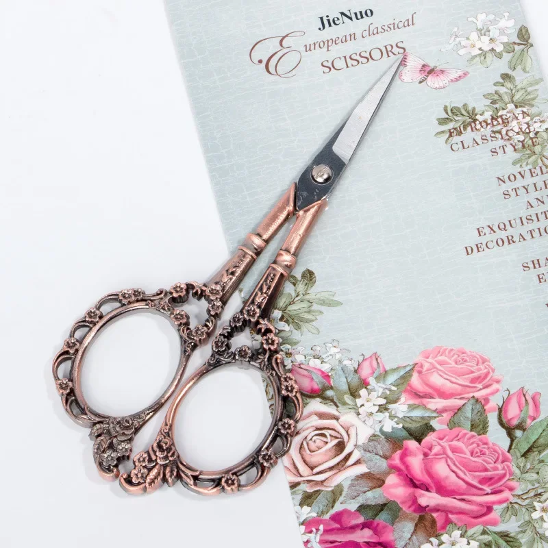 Classic Vintage Style Scissors for Nail Art, Sewing Thread, Fabric and Crafts at Home