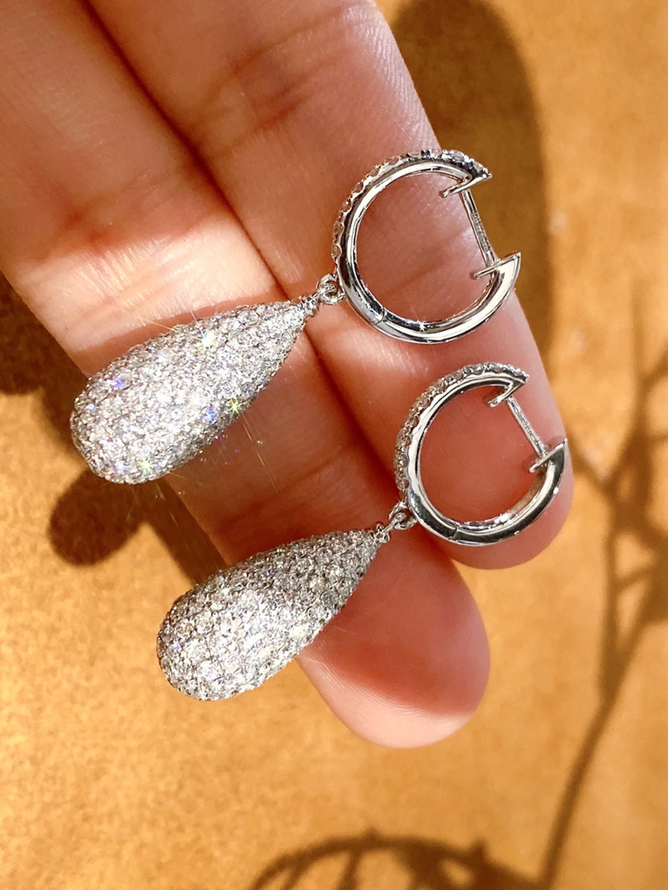 925 Sterling Silver Water Drop Earrings Sparkling White Cubic Zirconia Ear Studs Luxury Chic Fashion Earrings Jewelry