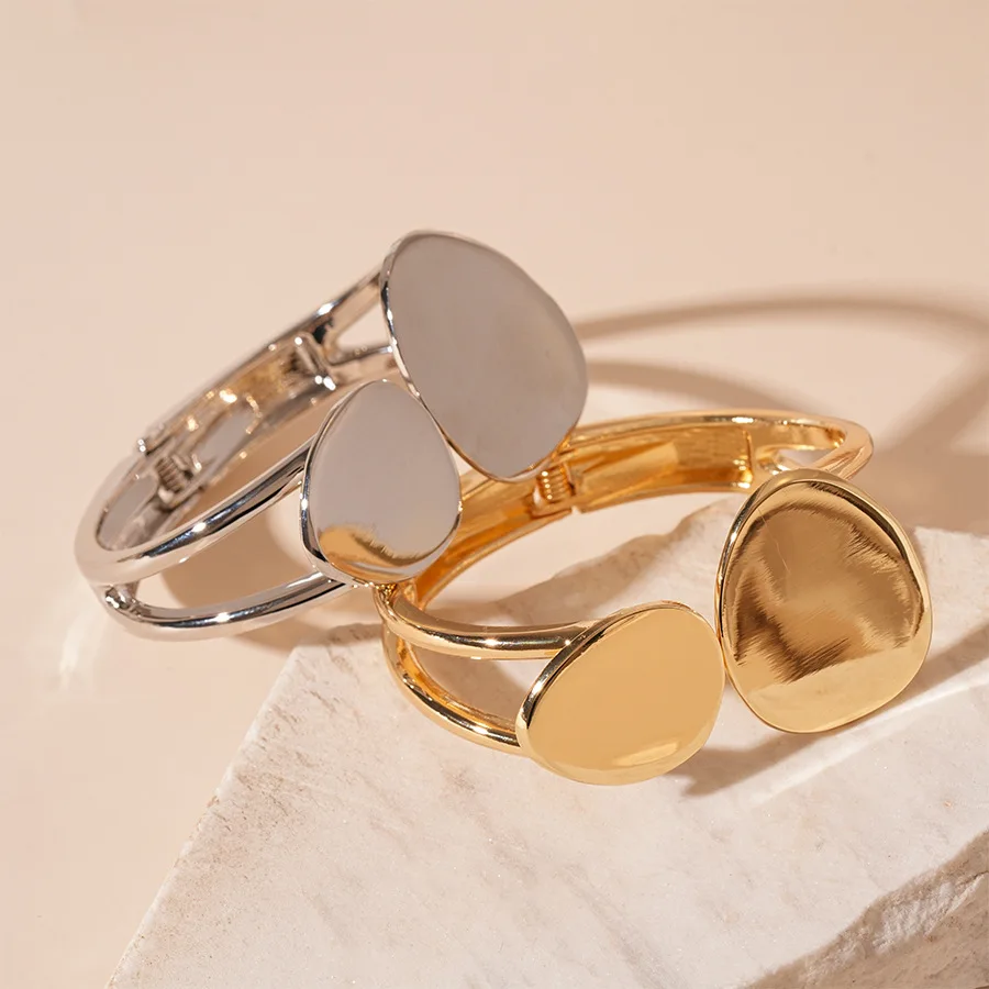 

Vintage Metal Chunky Open Cuff Bangle for Women Exaggerated Geometric Punk Double-layer Bracelet Party Statement Fashion Jewelry