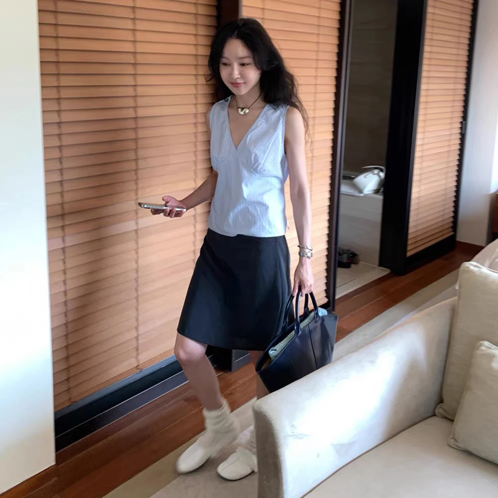 Slimming Stripe Tie-Detail Sleeveless Shirt Vest Casual Style Women's Outerwear Summer Collection Chinese Manufacturer
