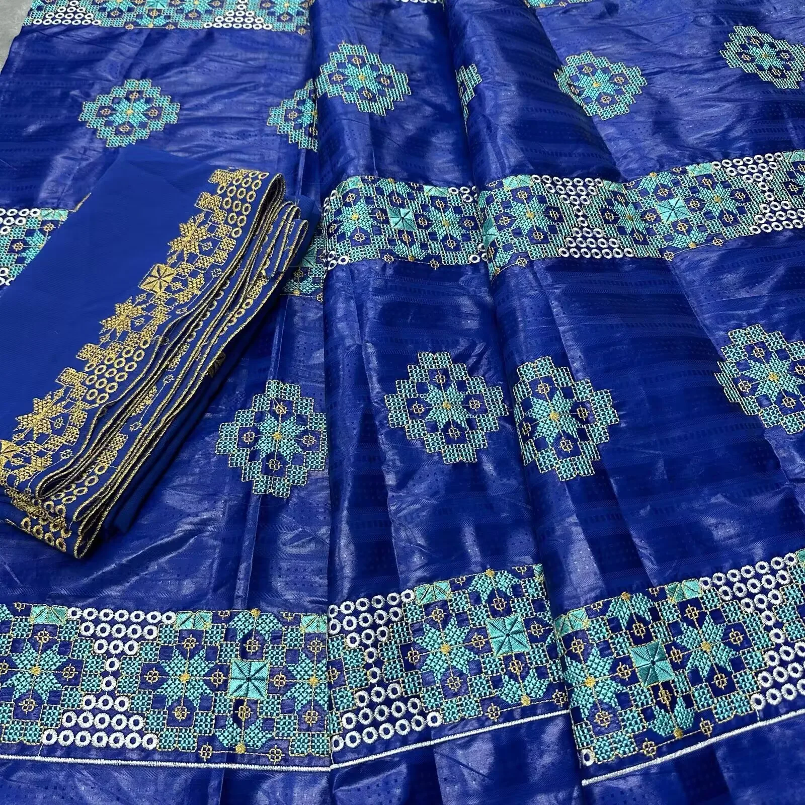 

New 5+2 Yards Fragrance Embroidery African Bazin Riche Fabric 2025 High Quality Nigerian Bazin Brode Net Lace Fabric For Wedding