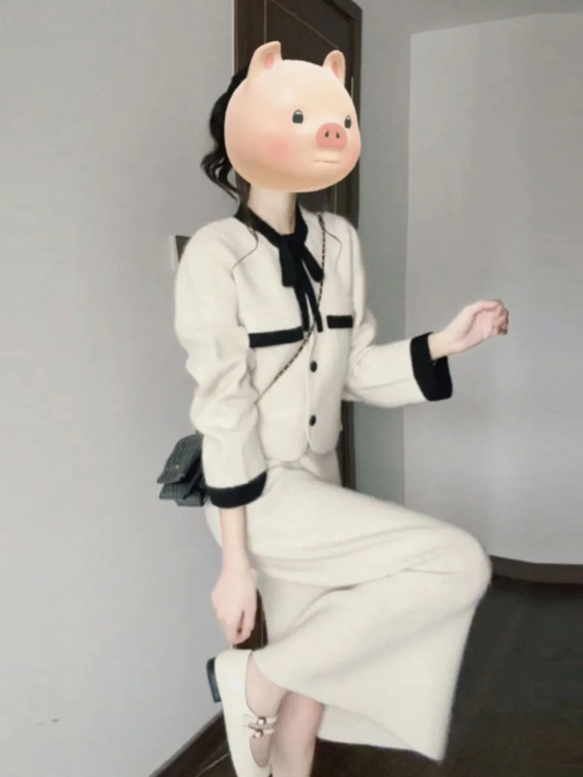 

Chic Two-Piece Set with Elegant Skirt And Jacket College Style Fashionable High-End Sensation Comfortable Cotton Autumn Wear