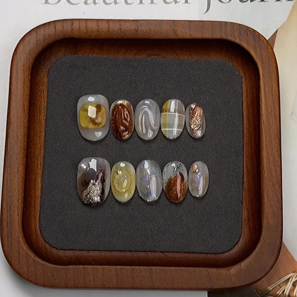 10Pcs 손으로 만든 Kawaii 만화 짧은 사각형 손톱에 언론 손으로 그린 ​​낙서 그라디언트 착용 가능한 장식 인공 손톱