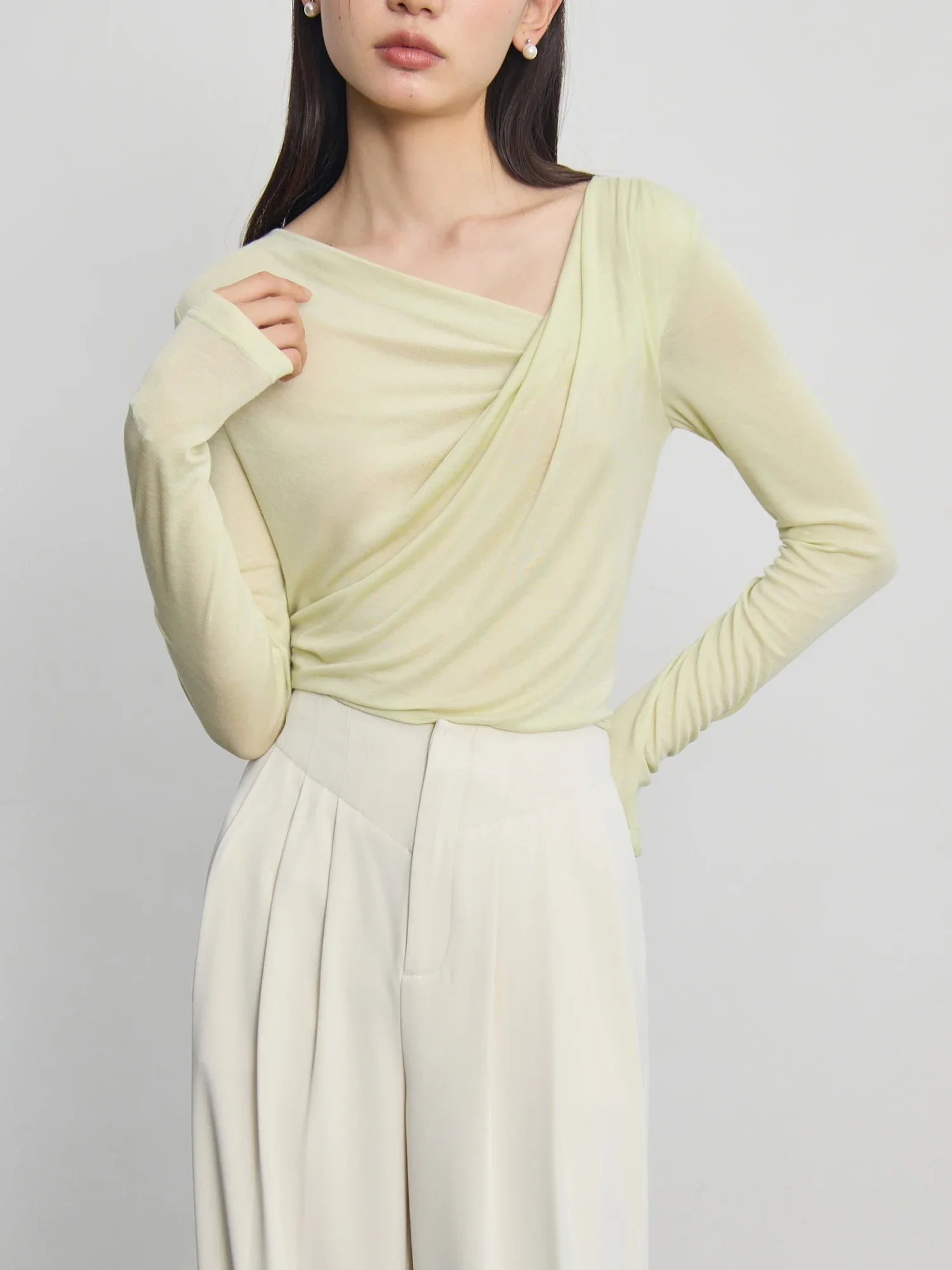 ZIQIAO-Suéter fino com decote assimétrico feminino, pulôver fino para outono, blusa de manga comprida, 14,9% lã, amarelo, verde, rosa, 24ZQ93180