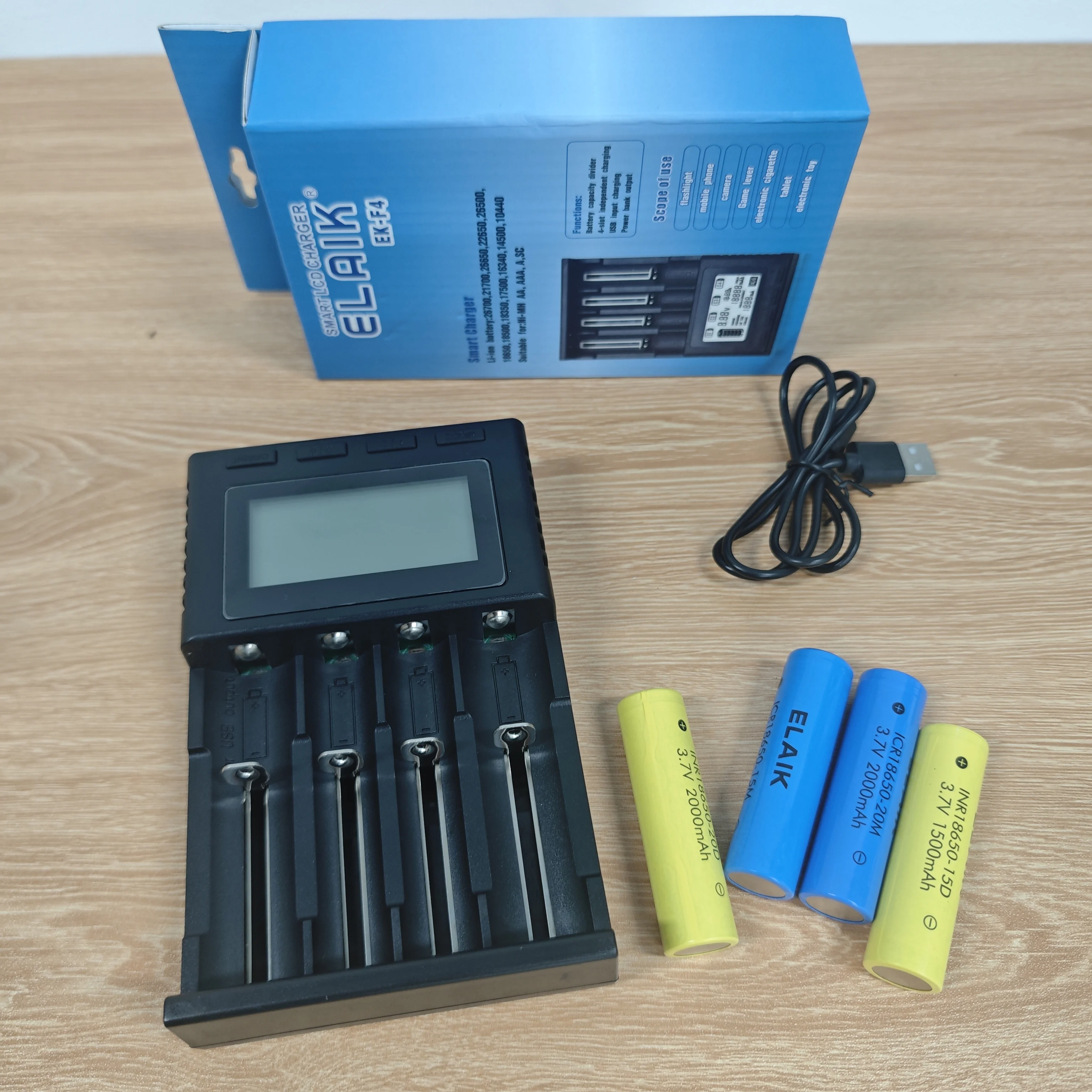 Rechargeable 18500 Lithium Battery 2000mAh 3.7V Strong Light Flashlight Cells with Charger Set for Outdoor Camping Emergency