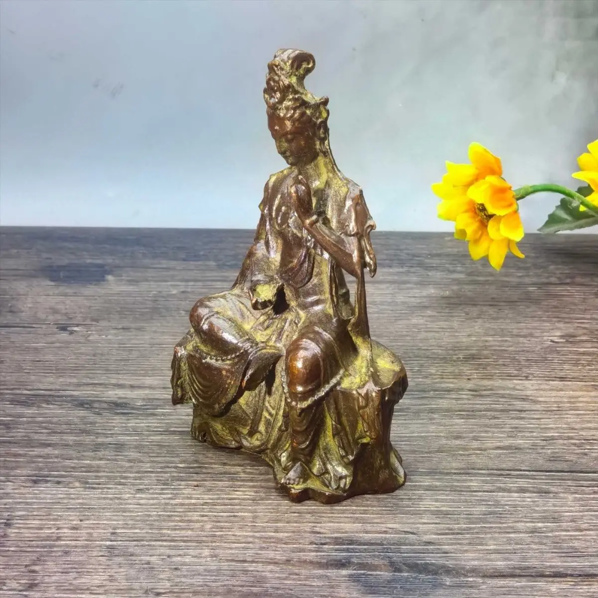 Meditating guanyin bodhisattva Statue Sculpture Figurines Home Garden Decoration Statues For House ﻿