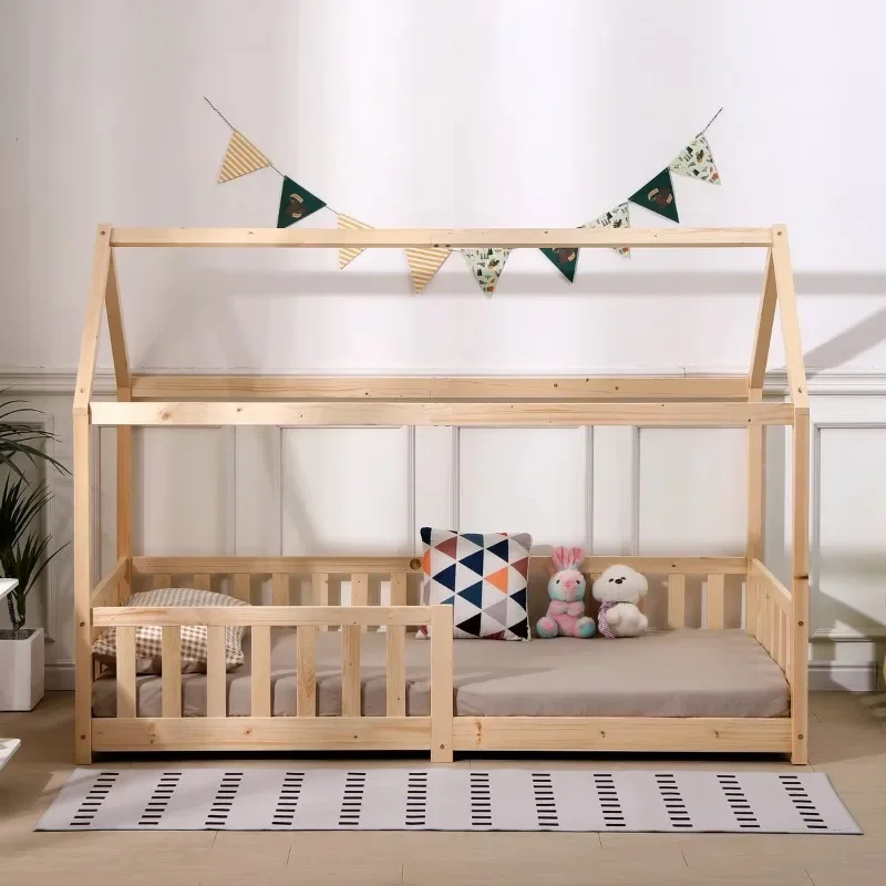 Crib Solid wood bed with guardrail design Wooden children's bunk bed