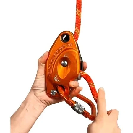 Safety 1500KG Rescue Hoist Gear High-Altitude Operations Anti-Panic Rappelling Belay Descending Devices for Climbing 15kN