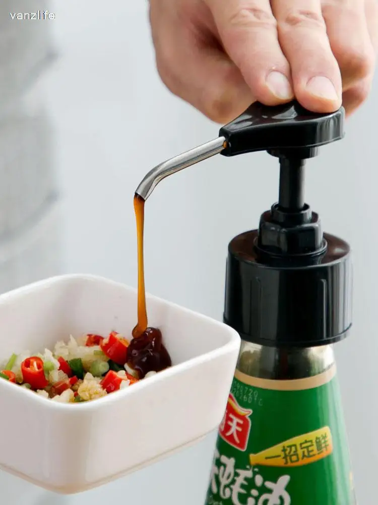 Press type oyster sauce squeezing artifact household oil pot oil consumption bottle seasoning quantitative squeezing nozzle