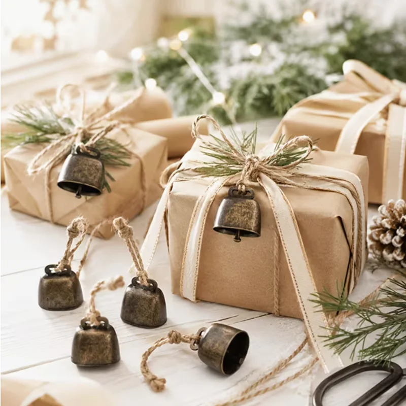 6pcs Retro metal Christmas decoration bells, with hemp rope, can be used as wind chimes or dog collars, for Christmas decoration