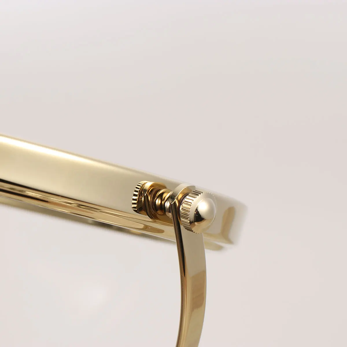 

1Pcs Makeup Mirror Metal Frame 8 Inch Double Side Tabletop Vanity Mirror with 3X Magnification Clear Anti-Slip Base for Bathroom