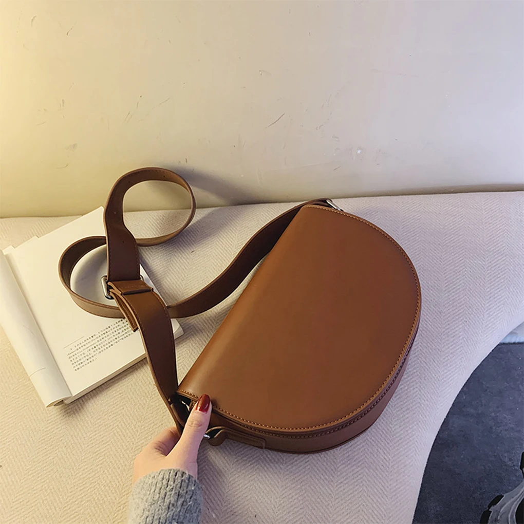 New Luxury Retro Designer Handbags PU Leather Solid Color Saddle Bag Shoulder Bags for Women Fashion Ladies Crossbody Bag