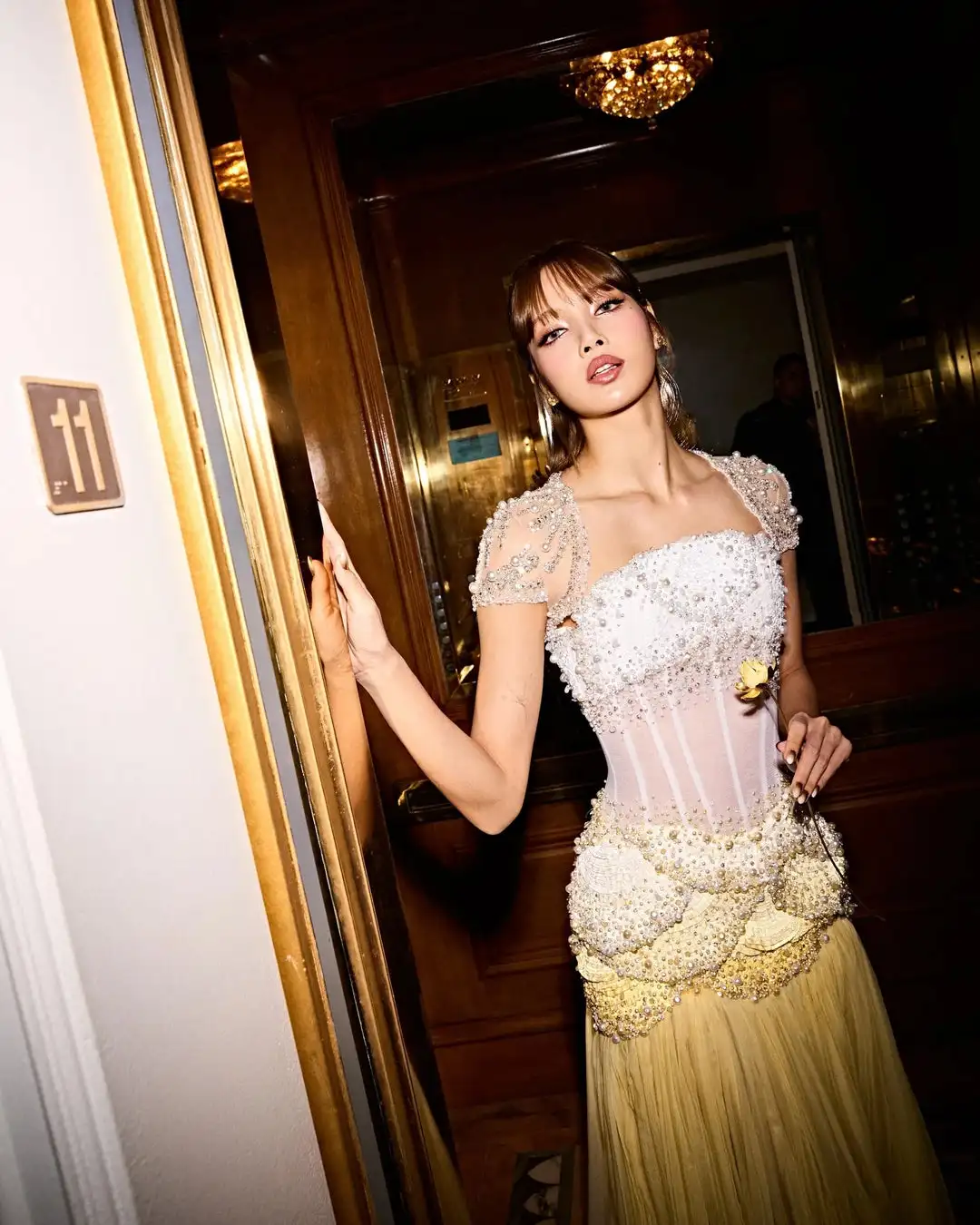 

Customized Elegant Yellow Women Beaded Square Neck Formal Evening Prom Gown Chiffon Wedding Guest Dresses Floor Length Train