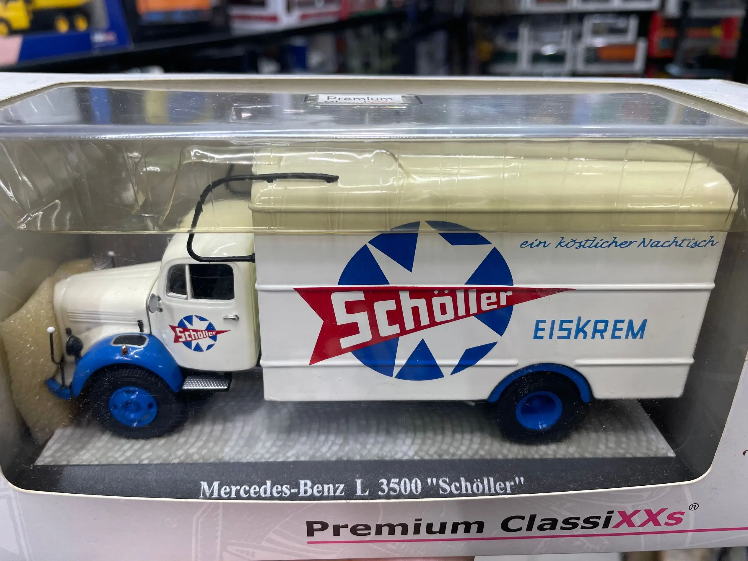 ClassiXXs L 3500 Scholler Limited Model Truck 1/43 Scale Die-Cast Model New in Original Box