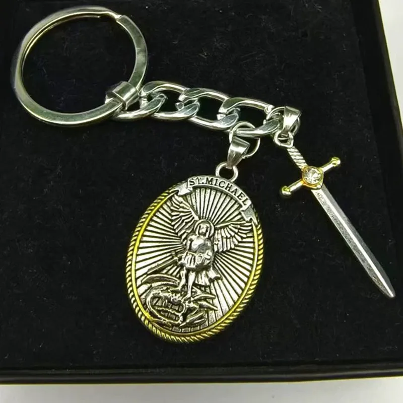 LLavero de cruz Vintage, escudo de Jesús, espada cruzada de caballero, Ángel Santo, colgante Vintage, Hip Hop Punk, llavero de joyería exquisito Unisex