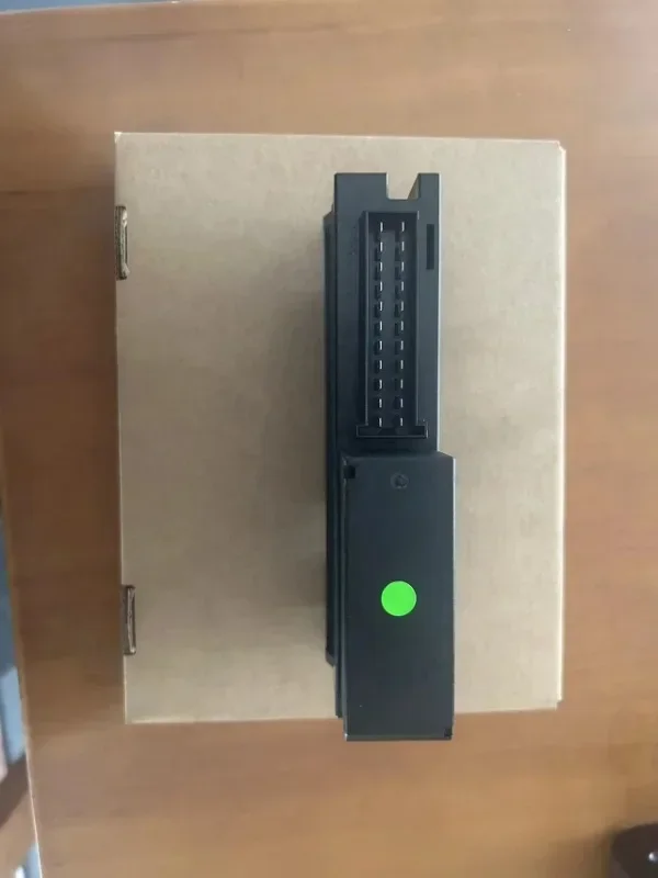 6006341052 6006341033 6006341048 6006341029 Interruttore a pulsante V-olvo S-CANIA DAF Parti europee del camion